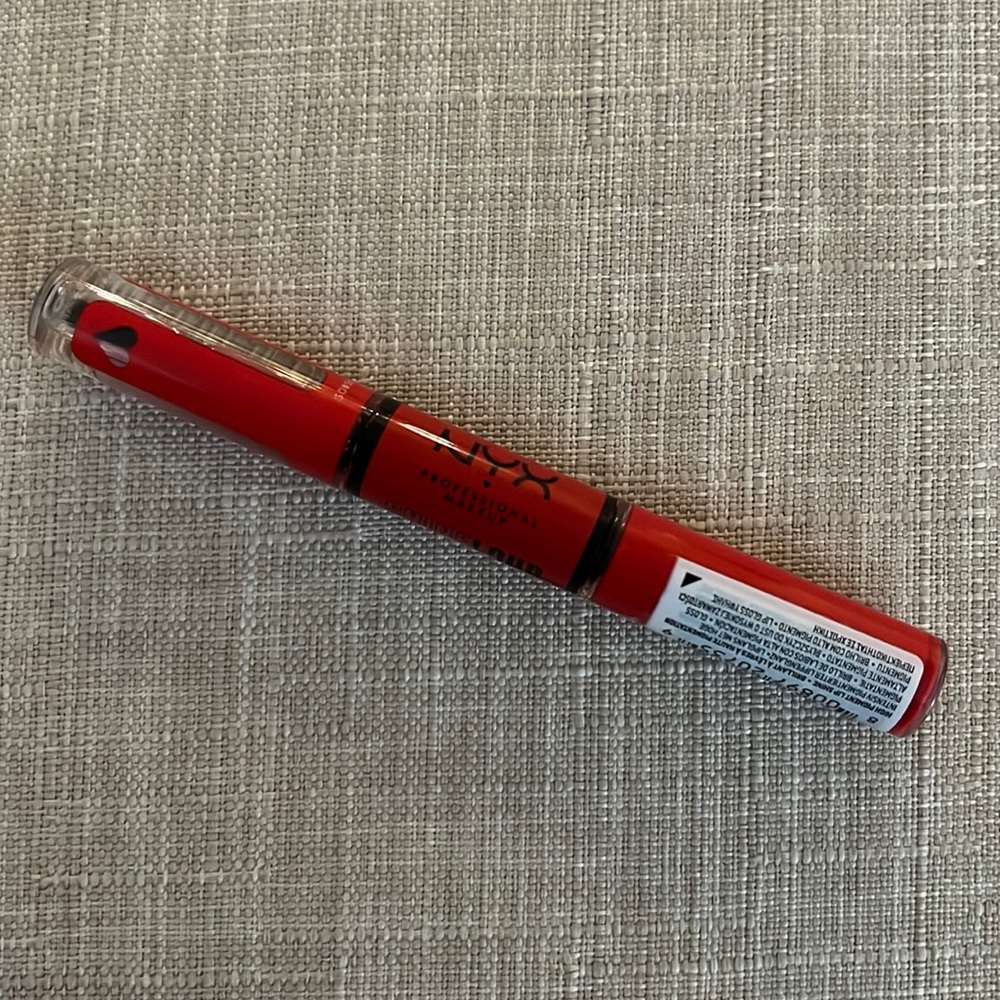 NYX  shine loud duo lipstick